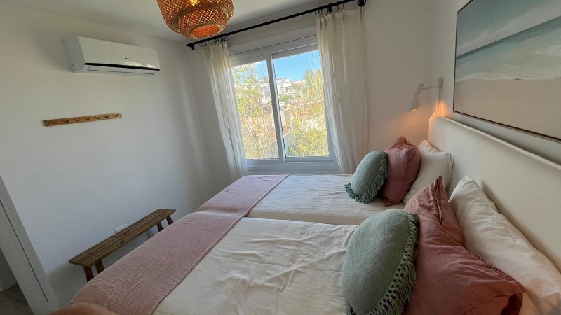 Alquier departamento de tres dormitorios con vista al mar